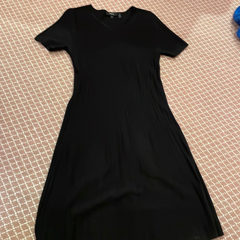 Theory black ribbed knee length dress